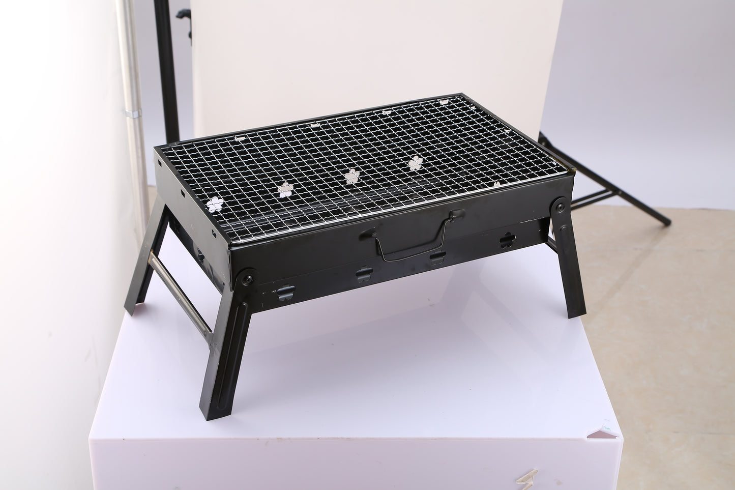 1Pc Portable BBQ Grill Foldable Charcoal